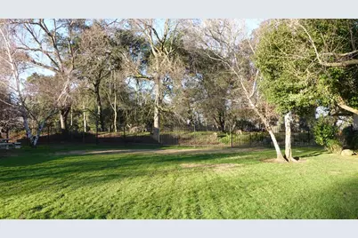 1729 Le Bec Court, Lodi, CA 95240 - Photo 37
