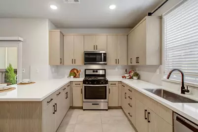 10808 Portico Circle, Rancho Cordova, CA 95670 - Photo 9