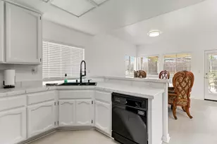 8024 Bothwell Dr, Sacramento, CA 95829 - Photo 15