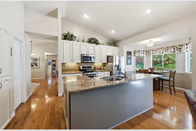 5993 Green Mountain Lane, Rocklin, CA 95677 - Photo 9