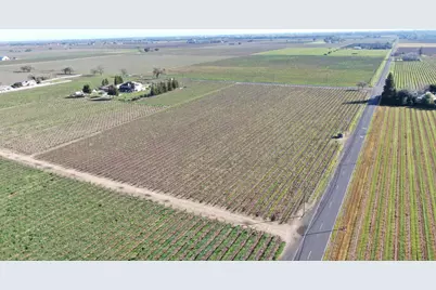 3155 W Woodbridge Road, Lodi, CA 95242 - Photo 9
