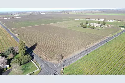 3155 W Woodbridge Road, Lodi, CA 95242 - Photo 7