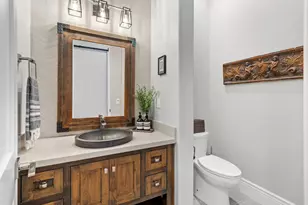 1393 Pars Oak Ln, Carmichael, CA 95608 - Photo 45