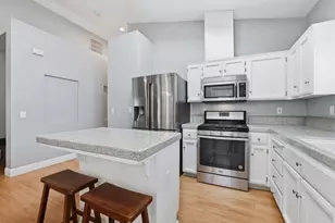 9189 Bungalow Way, Elk Grove, CA 95758 - Photo 13