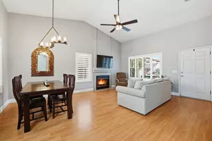 9189 Bungalow Way, Elk Grove, CA 95758 - Photo 7