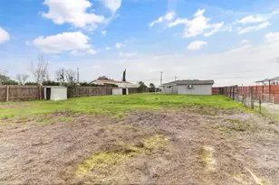 4705 Arboga Rd, Olivehurst, CA 95961 - Photo 43