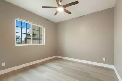 9421 Carter Court, Stockton, CA 95209 - Photo 11