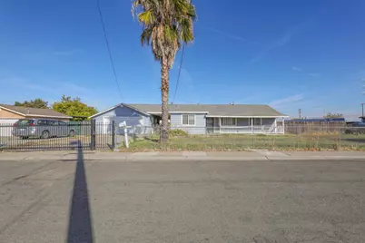 2827 Toy Avenue, Sacramento, CA 95822 - Photo 1