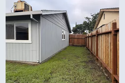 9302 Eaglepoint Lane, Stockton, CA 95210 - Photo 33