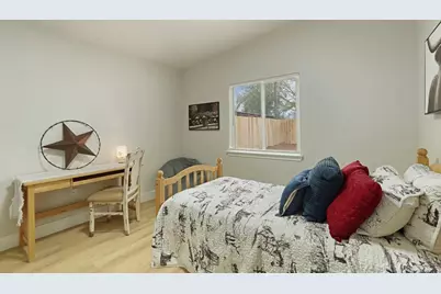 2415 E Taylor Street, Stockton, CA 95205 - Photo 17