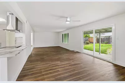 7341 Stanwood Way, Sacramento, CA 95831 - Photo 5