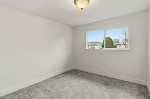 7341 Stanwood Wy, Sacramento, CA 95831 - Photo 33