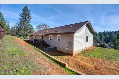 17630 Hillcrest Drive, Meadow Vista, CA 95722 - Photo 47