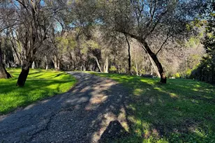 5575 Stanley Dr, Auburn, CA 95602 - Photo 9