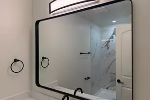 Dias, Sacramento, CA 95823 - Photo 27