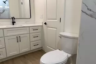 Dias, Sacramento, CA 95823 - Photo 31