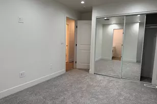 Dias, Sacramento, CA 95823 - Photo 33