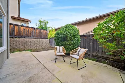 1380 Quigley Court, Folsom, CA 95630 - Photo 27