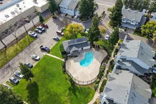 7402 Kallie Kay Ln, Sacramento, CA 95823 - Photo 31