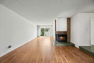 585 Leeward Way, Sacramento, CA 95831 - Photo 5