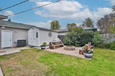 1609 Augusta Court, Modesto, CA 95350 - Photo 5