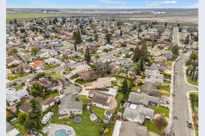 15 Veloz Court, Sacramento, CA 95823 - Photo 41