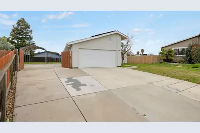 15 Veloz Court, Sacramento, CA 95823 - Photo 33
