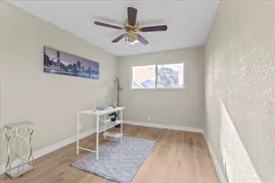 221 W Pearl Ave, Stockton, CA 95207 - Photo 19