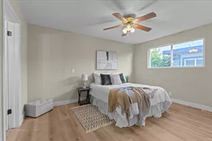 221 W Pearl Ave, Stockton, CA 95207 - Photo 23