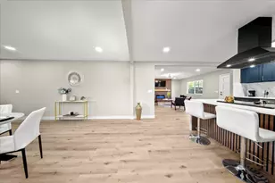 221 W Pearl Ave, Stockton, CA 95207 - Photo 11