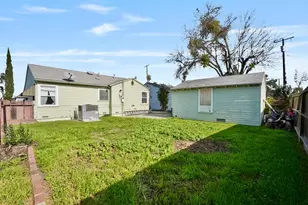 1768 Country Club Blvd, Stockton, CA 95204 - Photo 5