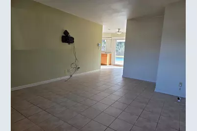 8736 Latimer Way, Fair Oaks, CA 95628 - Photo 5