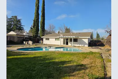 8736 Latimer Way, Fair Oaks, CA 95628 - Photo 11