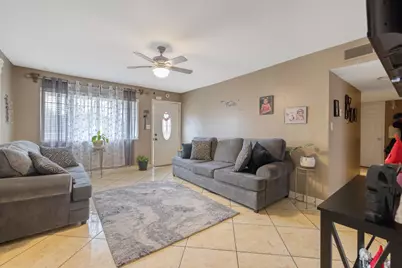 1092 Sherman Court, Lindsay, CA 93247 - Photo 9