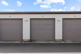 701 Gibson Dr, Roseville, CA 95678 - Photo 17