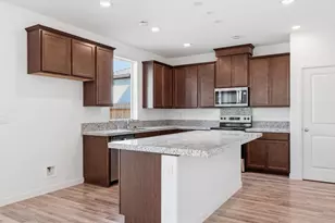 7073 Star Rise Wy, Roseville, CA 95747 - Photo 5