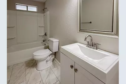 16486 Mahogany Way, Delhi, CA 95315 - Photo 11