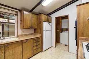 Seabrook St, Sacramento, CA 95828 - Photo 25