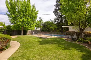 2855 La Colina Way, Carmichael, CA 95608 - Photo 19