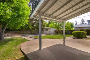 2855 La Colina Way, Carmichael, CA 95608 - Photo 17