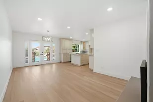 8437 Hidden Valley Cir, Fair Oaks, CA 95628 - Photo 15