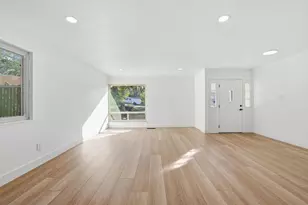 8437 Hidden Valley Cir, Fair Oaks, CA 95628 - Photo 9