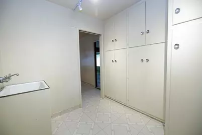 909 Mount Vernon Drive, Modesto, CA 95350 - Photo 35