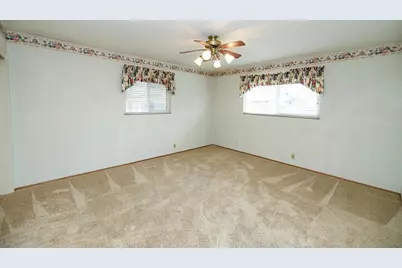 909 Mount Vernon Drive, Modesto, CA 95350 - Photo 29