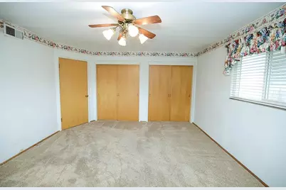 909 Mount Vernon Drive, Modesto, CA 95350 - Photo 31