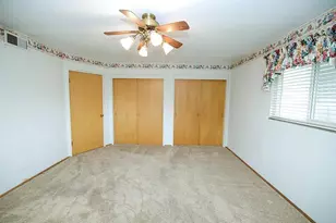 909 Mt Vernon Dr, Modesto, CA 95350 - Photo 31