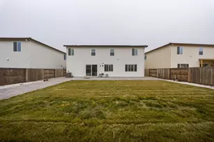 3052 Russos Dr, Manteca, CA 95337 - Photo 25