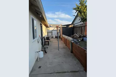 1705 Ustick Road, Modesto, CA 95358 - Photo 3