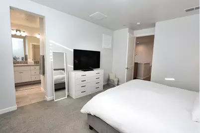 3280 Hummingbird Court, West Sacramento, CA 95691 - Photo 25