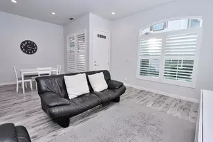 3280 Hummingbird Ct, West Sacramento, CA 95691 - Photo 7